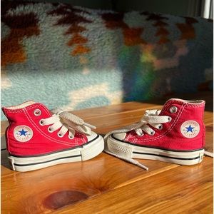 Baby converse size 2